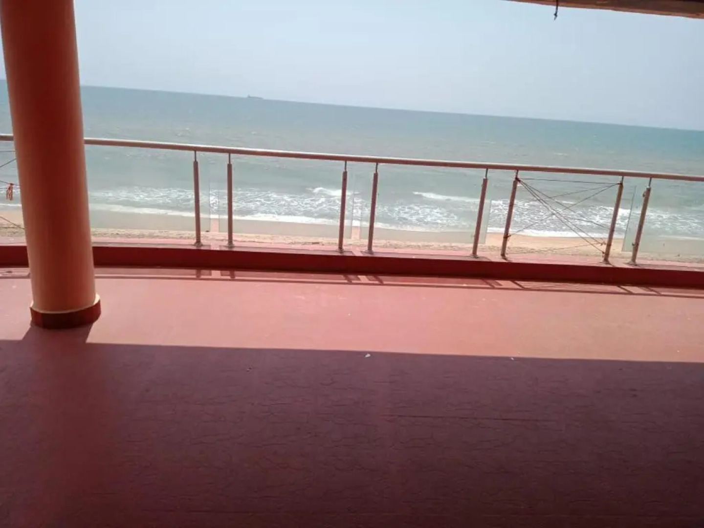 Ecr Beach House Guest House With Swimming Pool