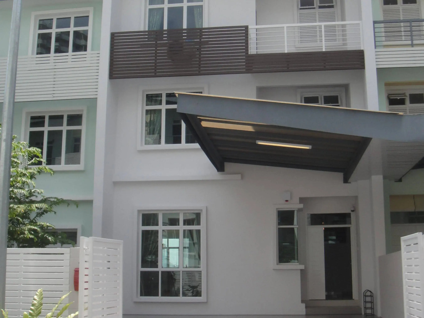 Shamrock Beach Villas Penang Seaview