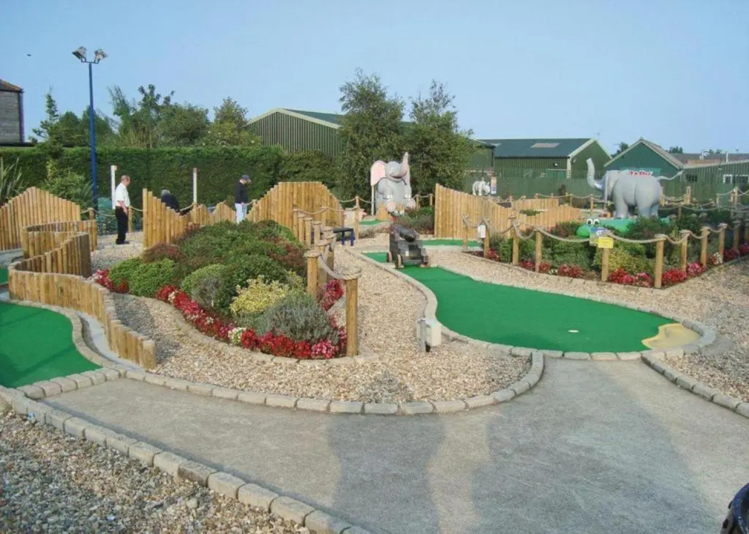 Cosey 3 Bedroom Mobile Home Golden Palms Resort