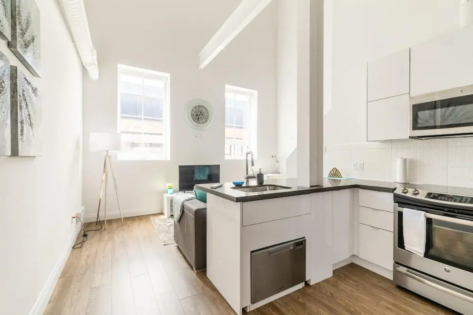 2 Storey Loft Gym Free Parking