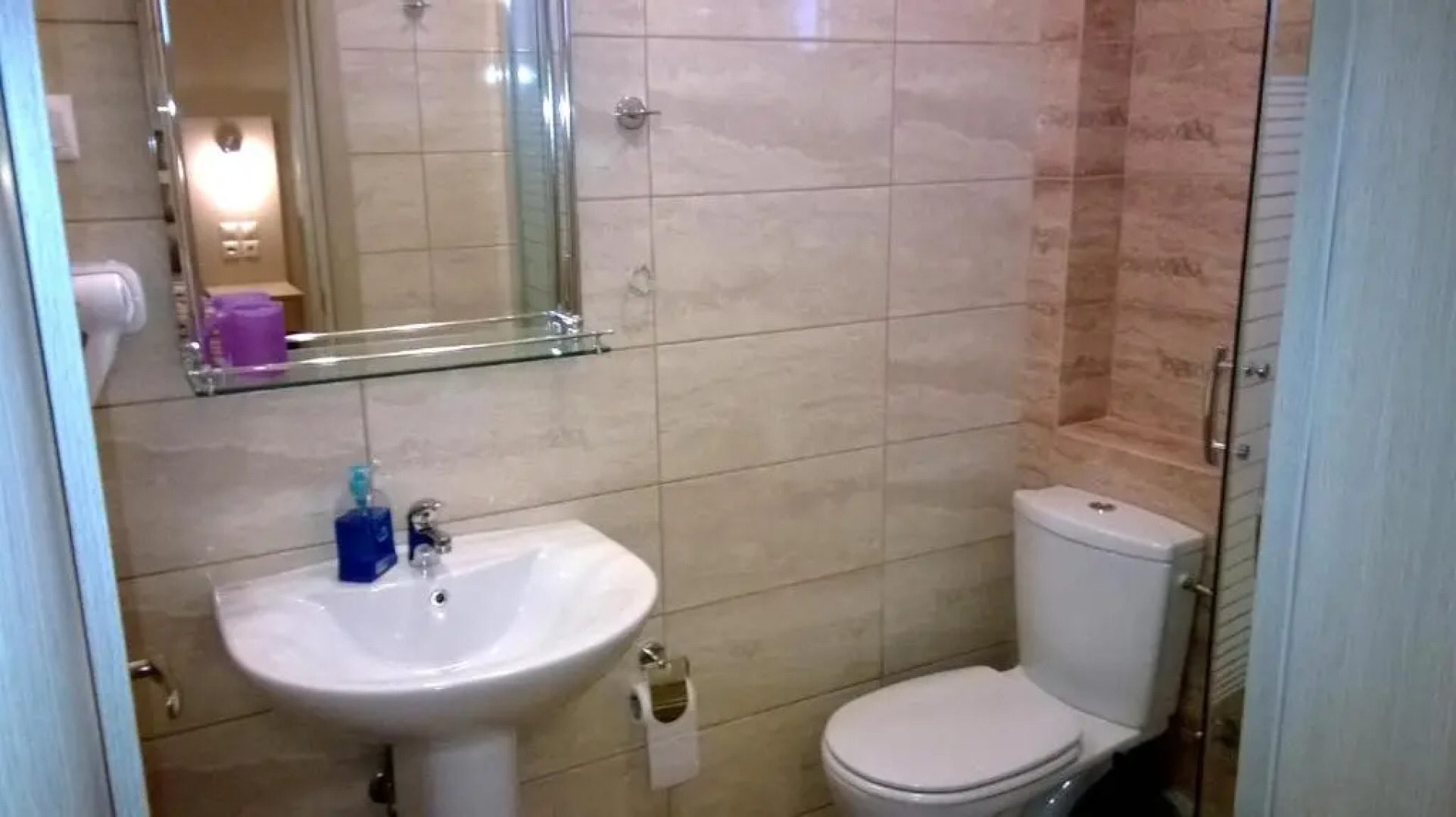 Gaia Studios & Apartments