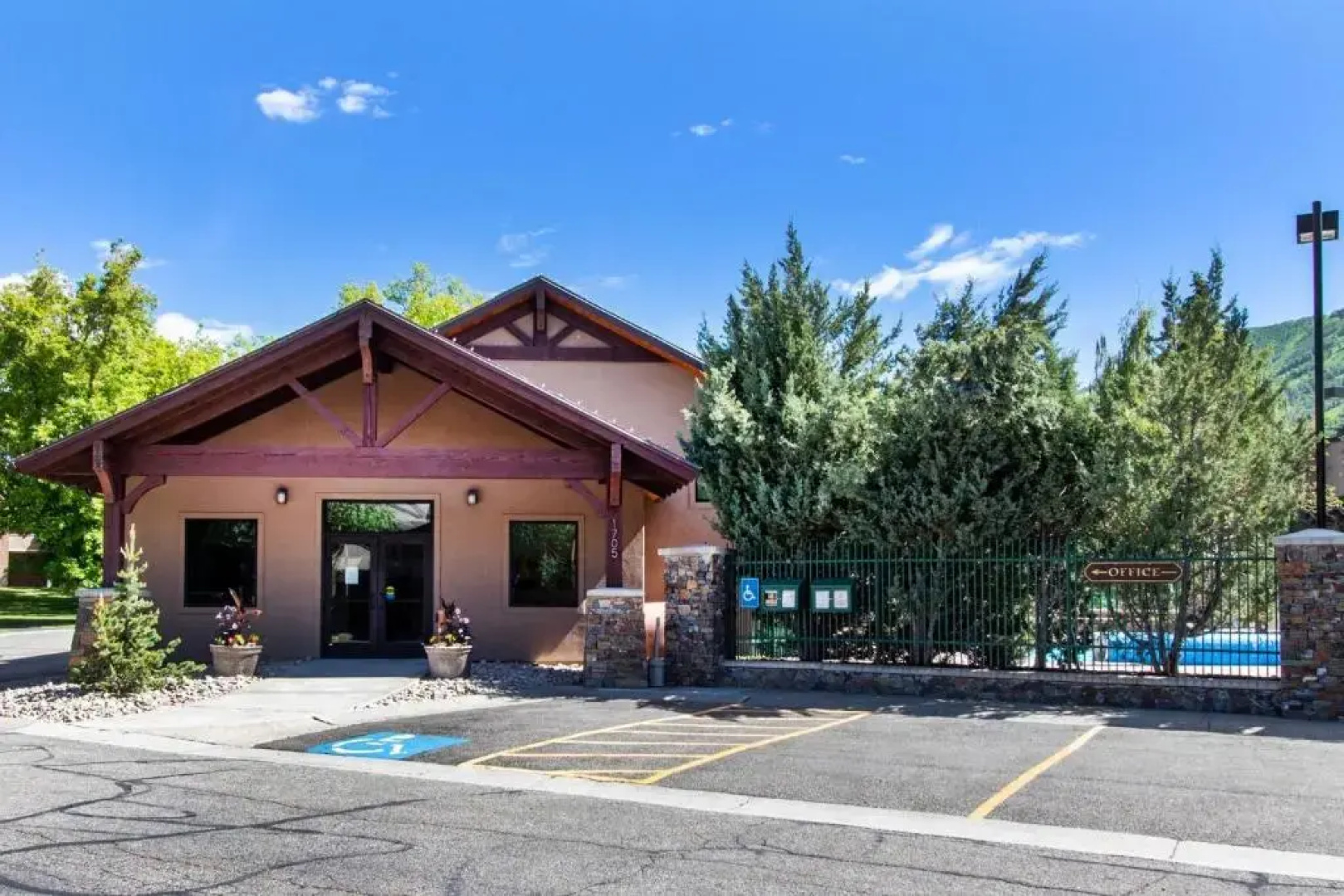 Park Avenue Condominiums | Park City Resort Lodging