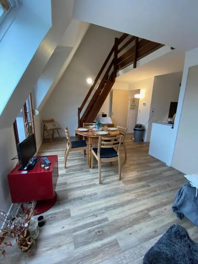 Spacieux T2 au coeur de Villers 2000