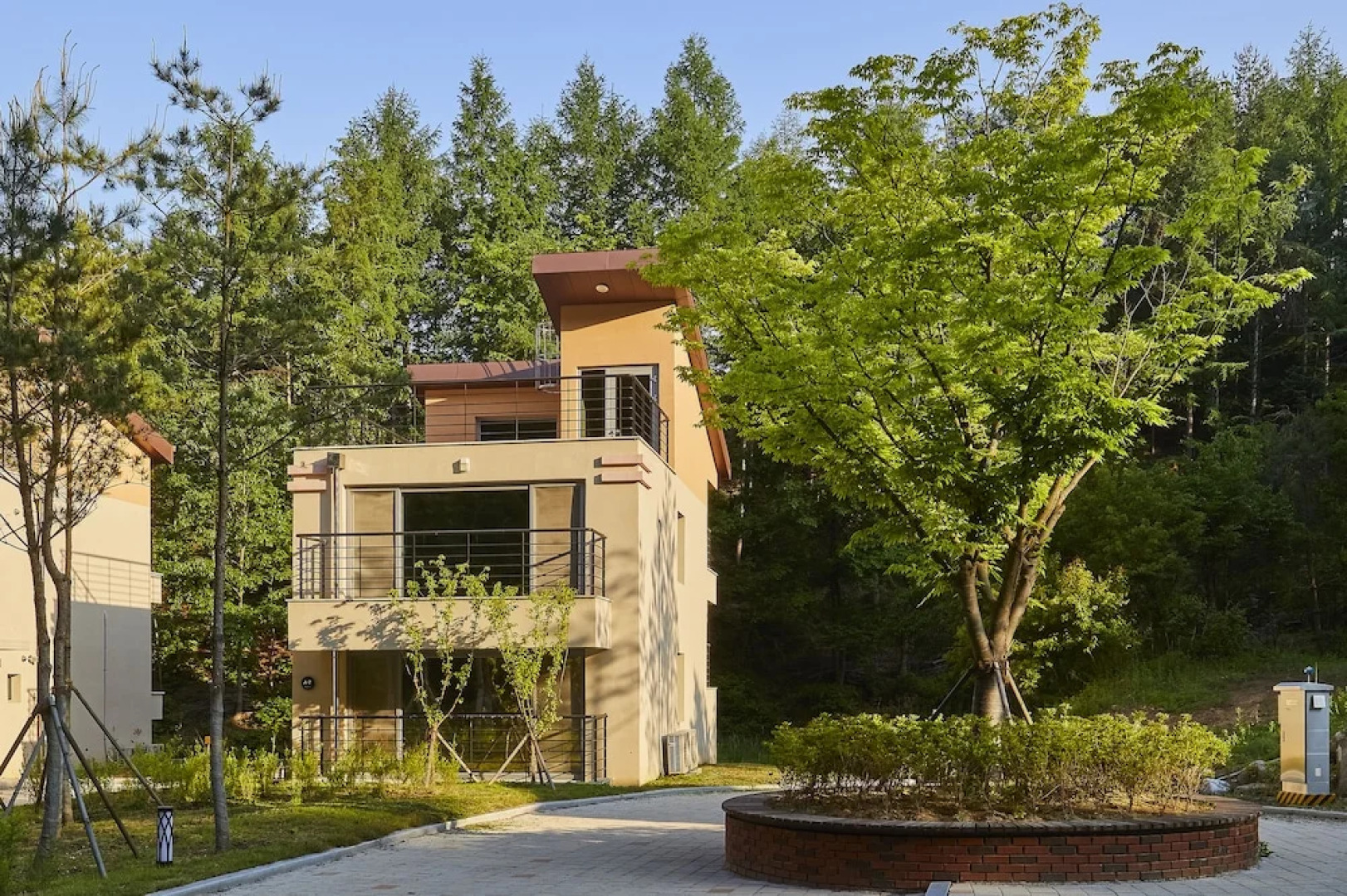 Geumgangsong Ecorium