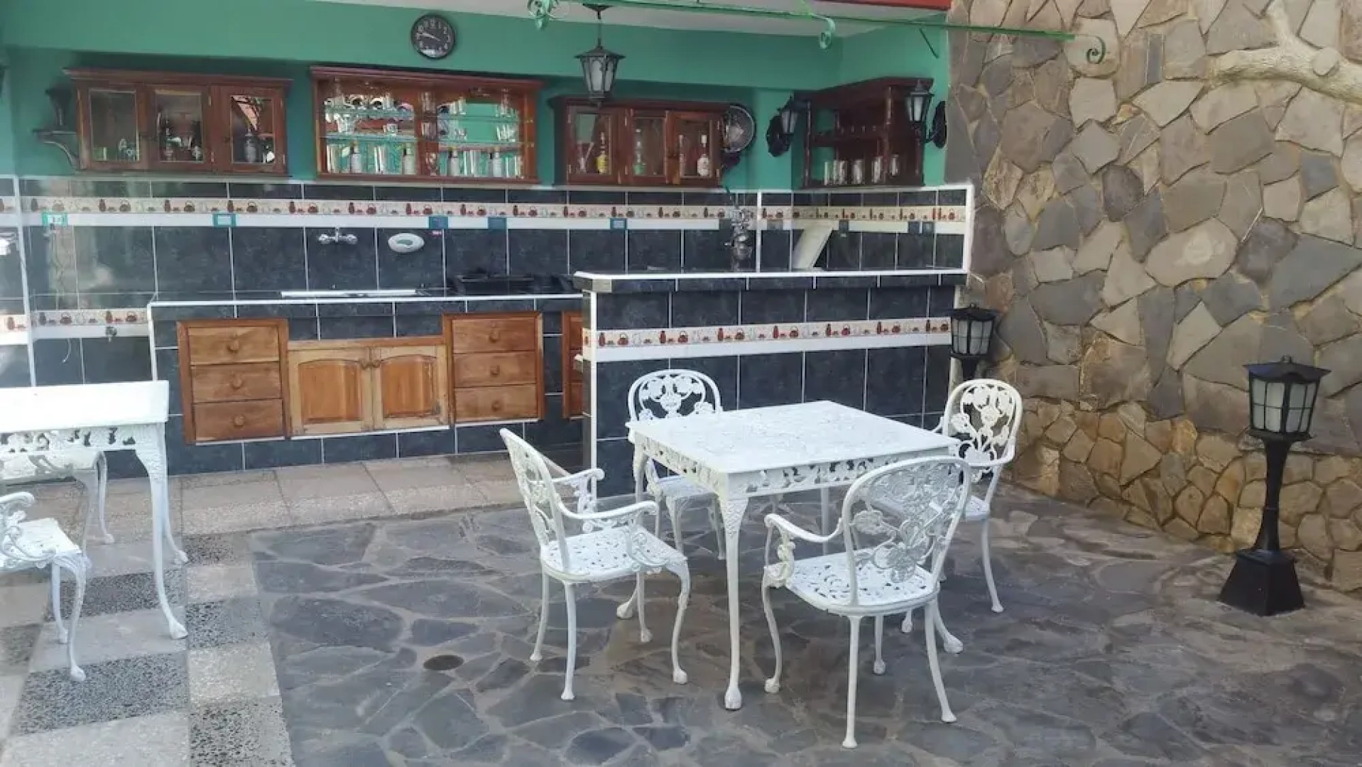 Hostal Sr.Handy Santalla