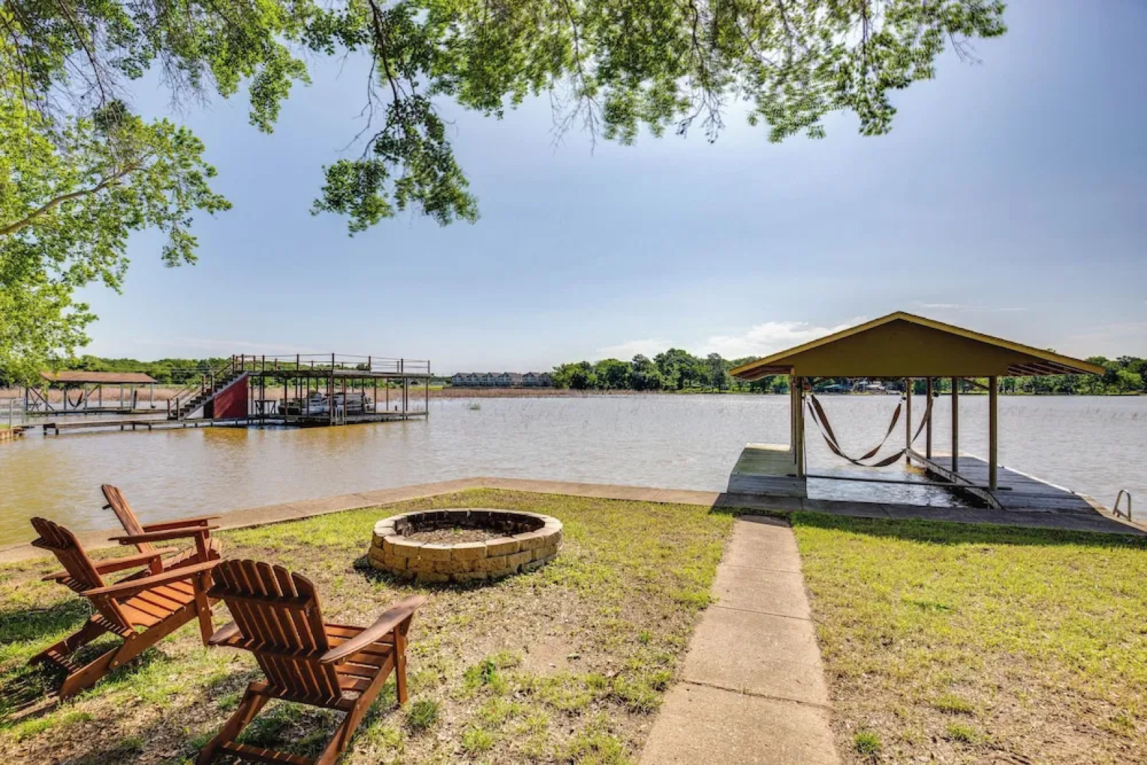 Private Dock & Fire Pit: Cedar Creek Reservoir Gem