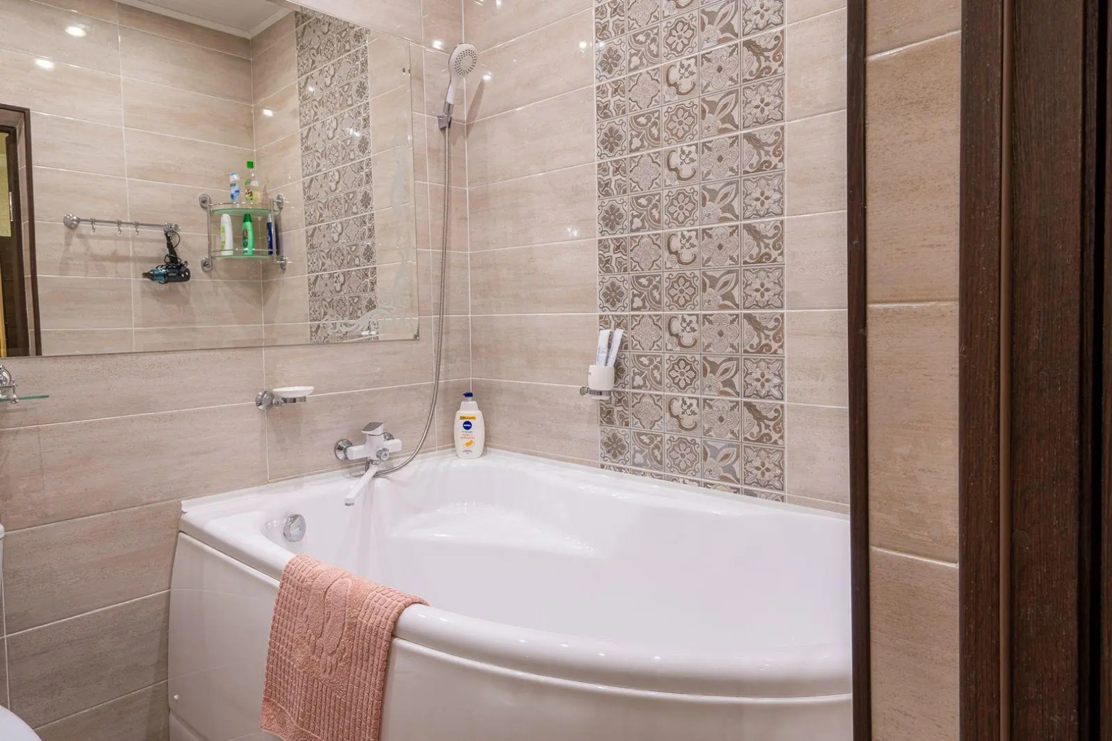 Апартаменты 5 звезд на улице Шамиля Джикаева 5А