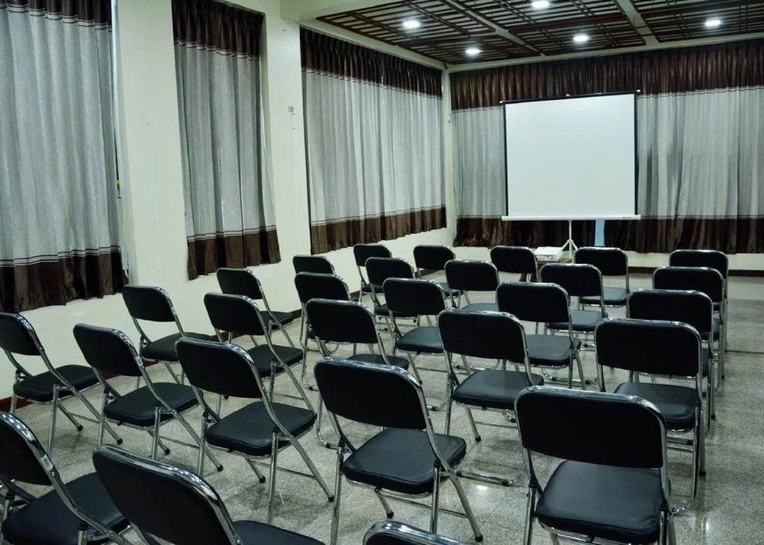 Nwe Waddy Hotel Pyin Oo Lwin