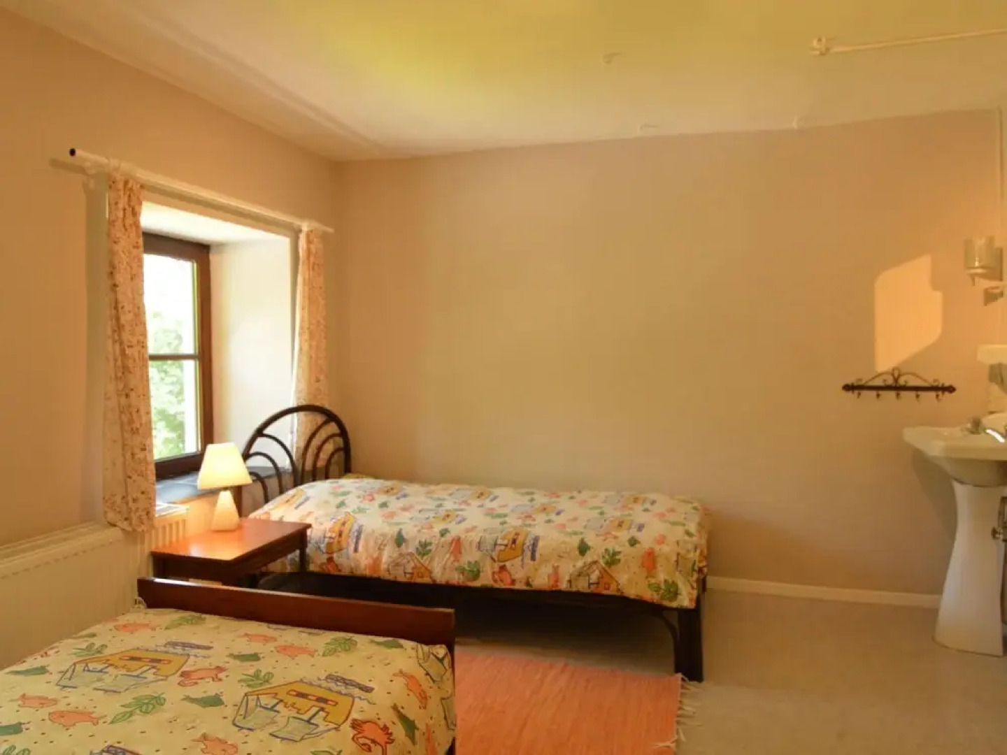 Peaceful Retreat in Ferrieres