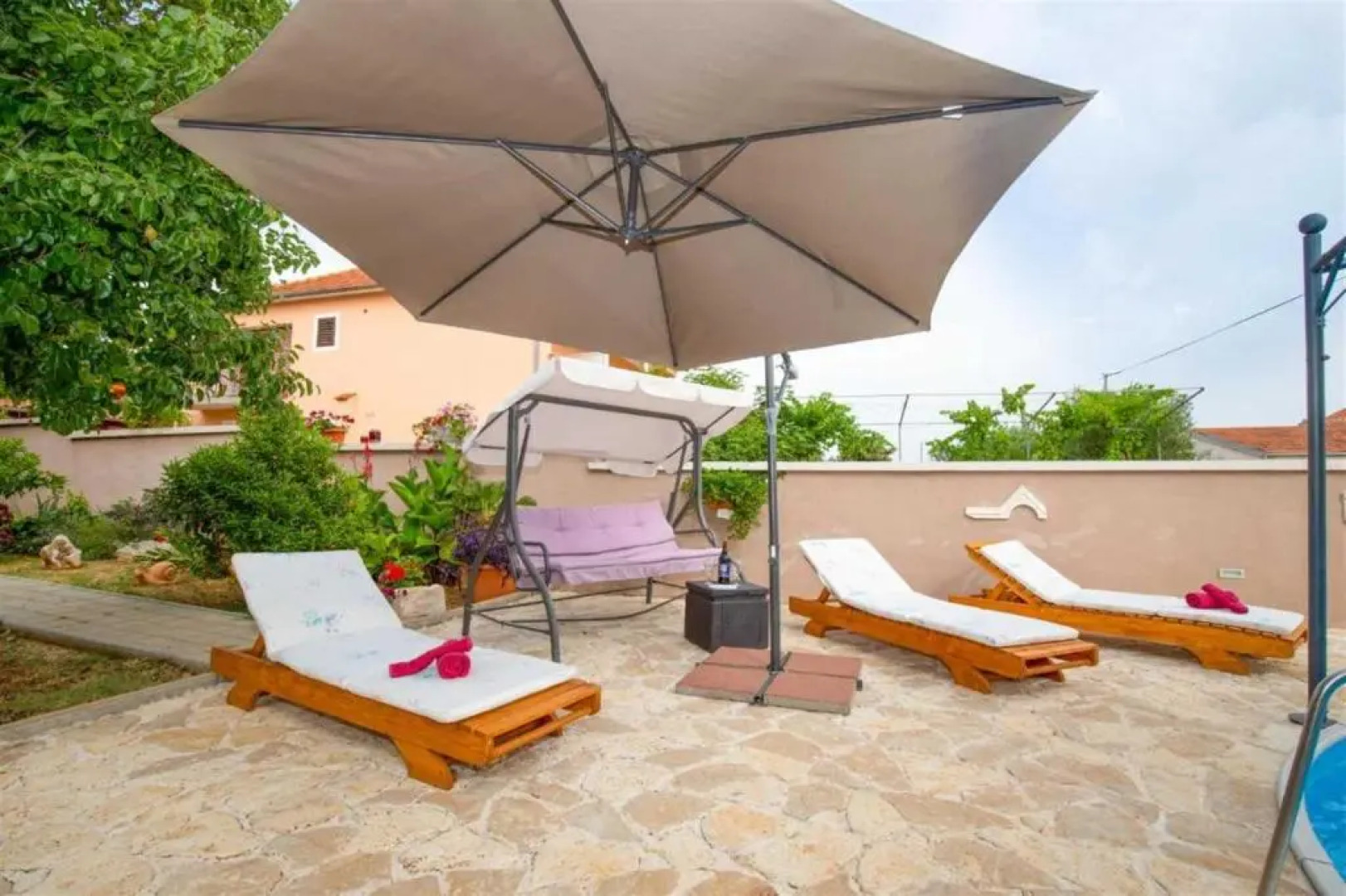 Lovely Apartment in Pakoštane With Private Swimming Pool
