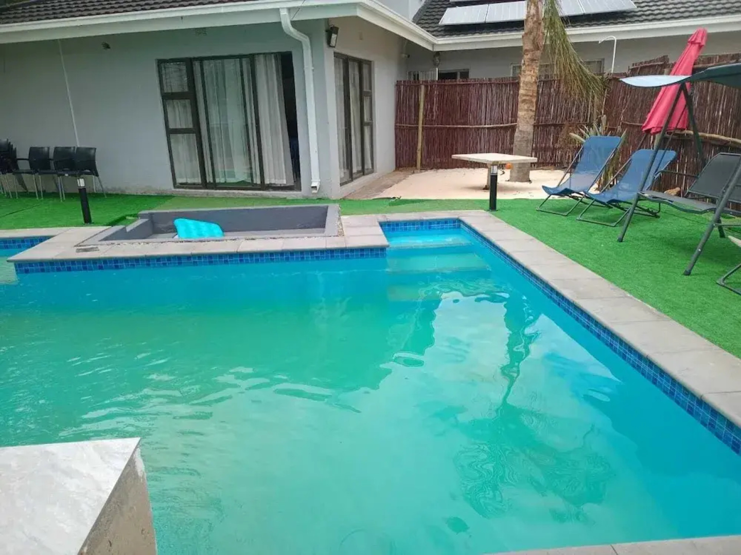 Kololo at 399 Guesthouse & Conference