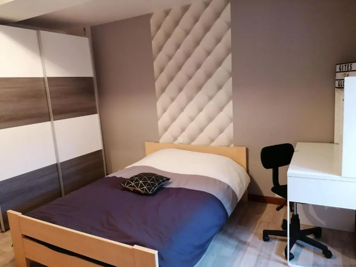 Gîte Andouillé, 4 pièces, 5 personnes - FR-1-600-184