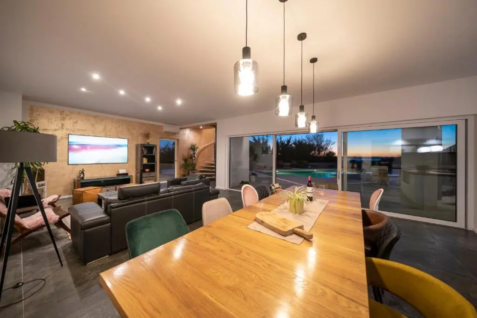 Villa Elani - Stylish And Modern 6B Seaview Villa