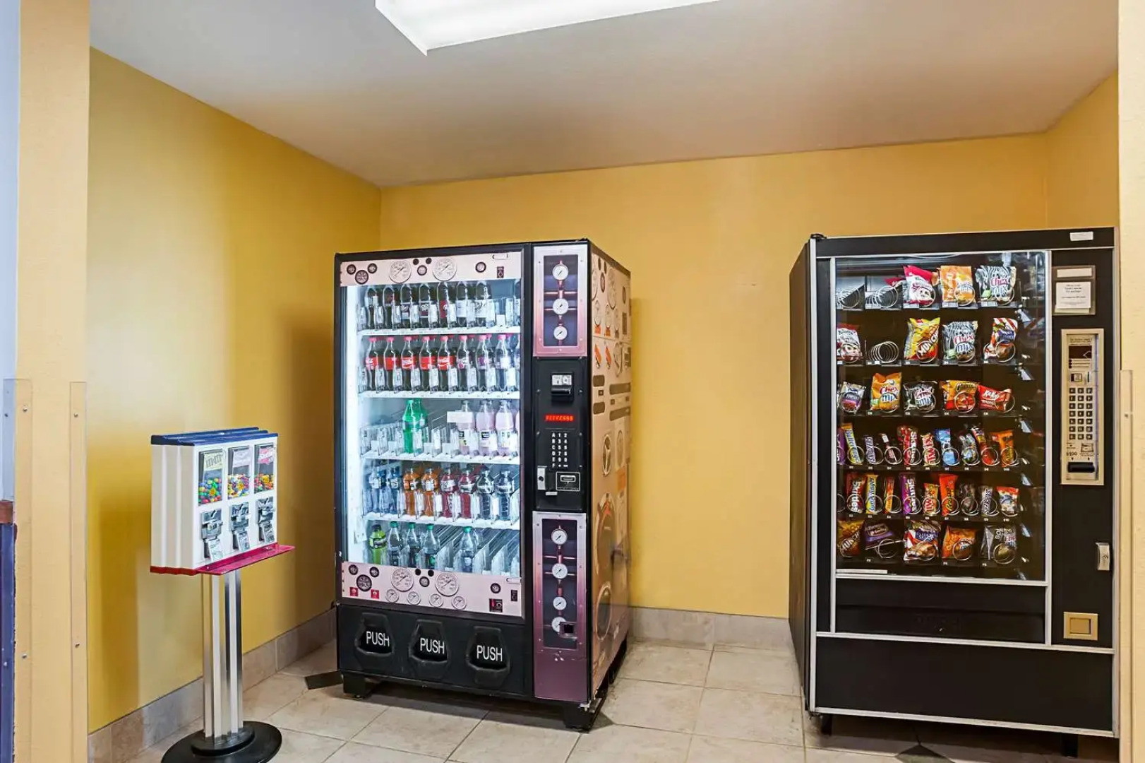 Rodeway Inn & Suites