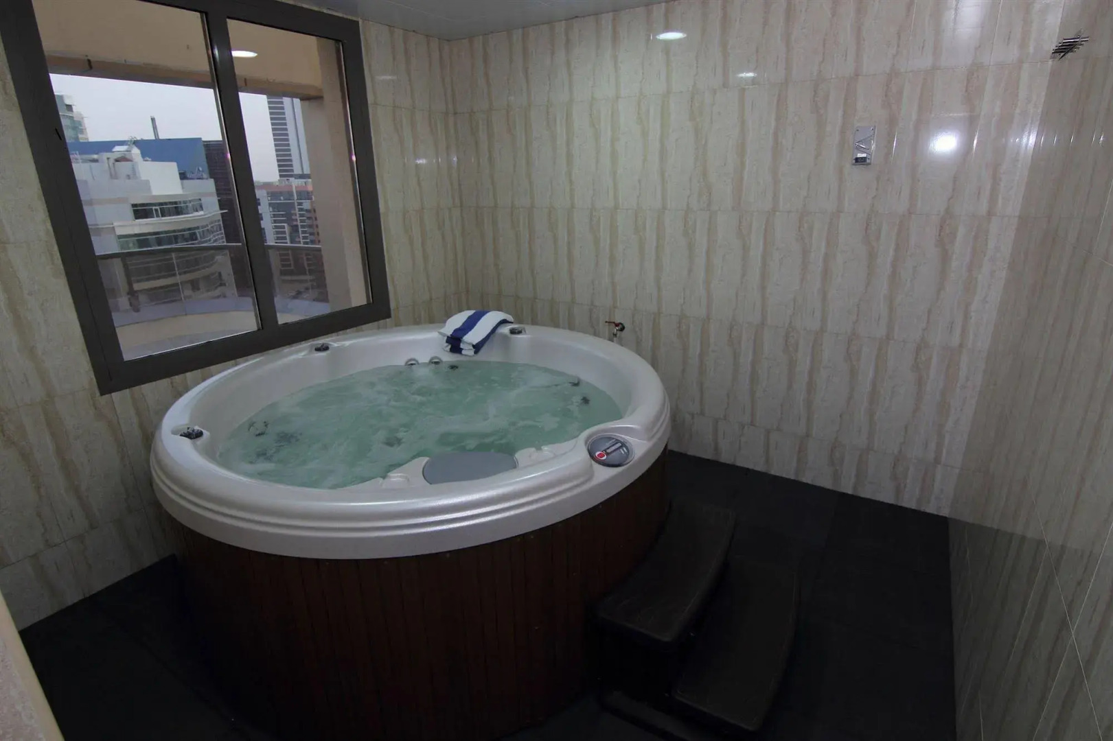 Home to Home Hotel Apartments