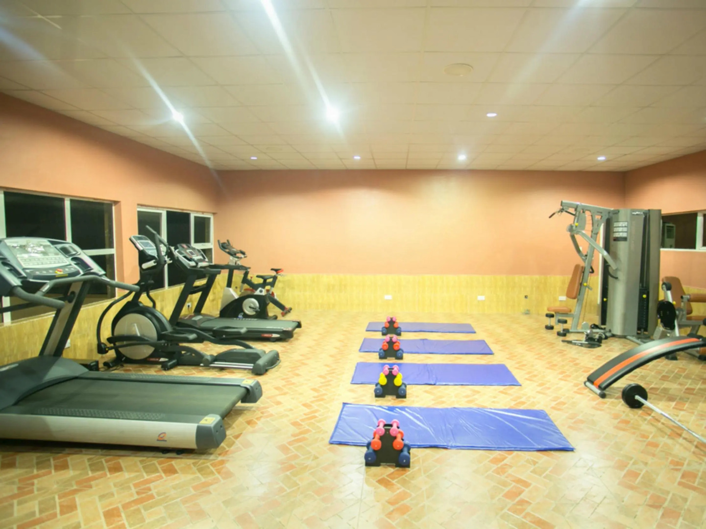 D'Palms Airport Hotel