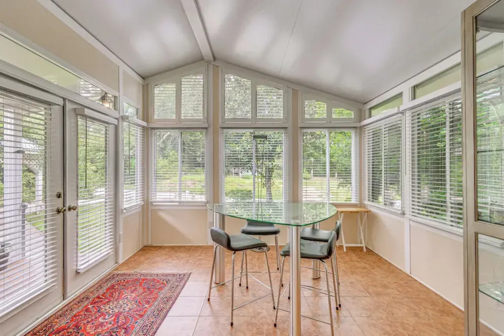 Charming Fairhope Home ~ 2 Mi to North Beach Park!