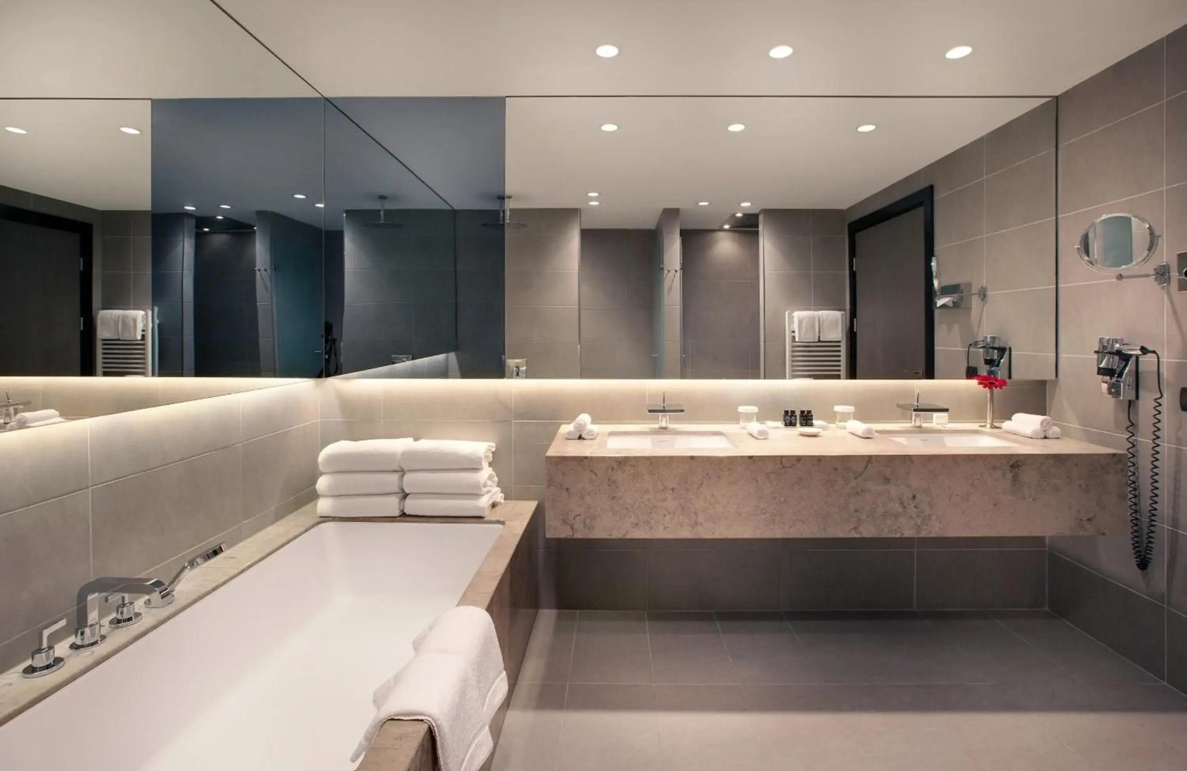 Отель Berlin Potsdamer Platz by Leonardo Hotels