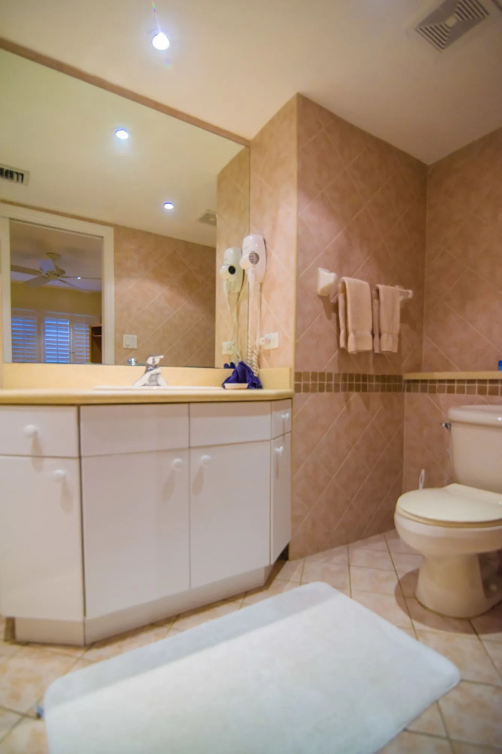 Seven Mile Beach Resort & Club