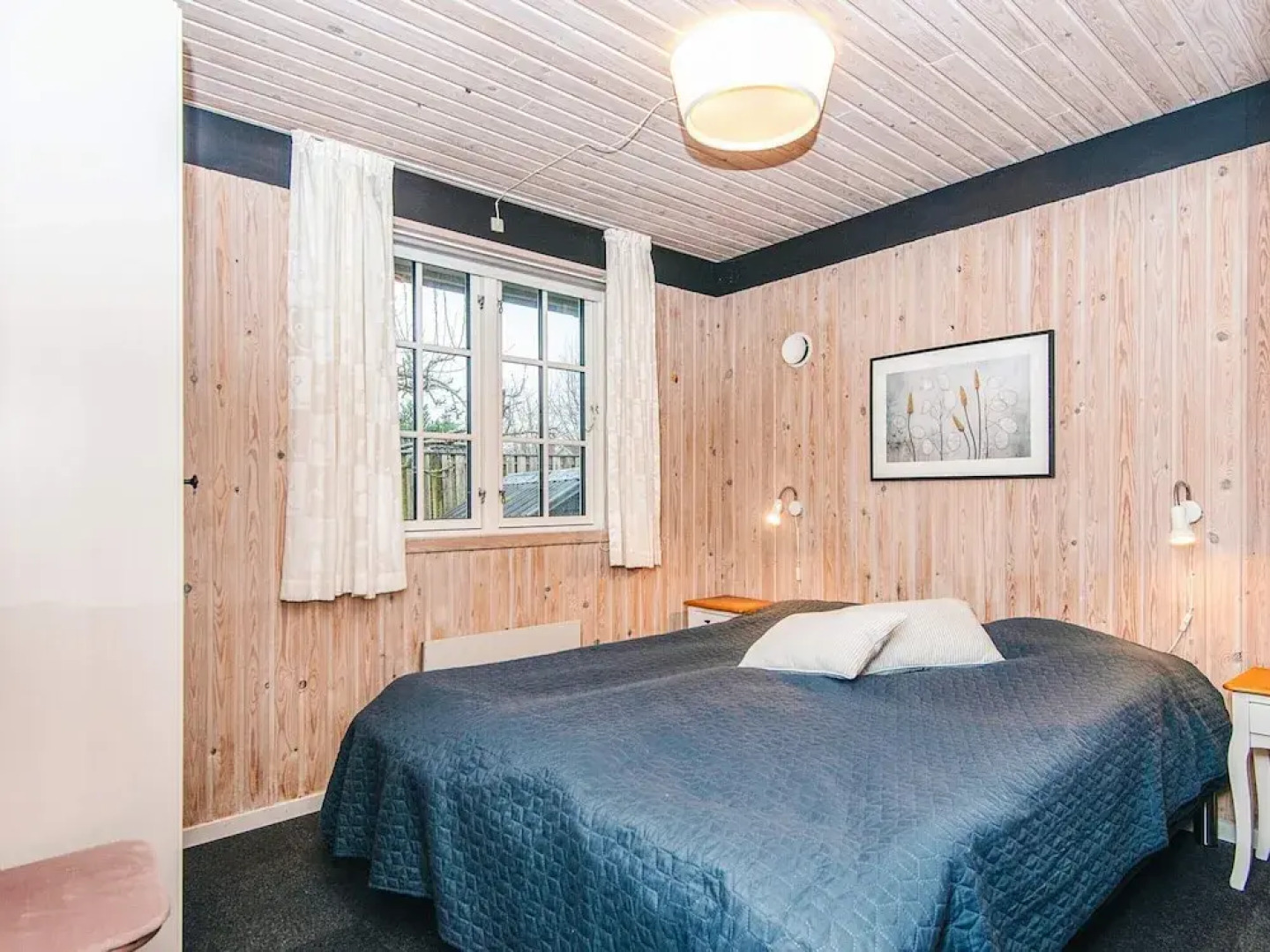 Cozy Cottage by the Sea-by Traum