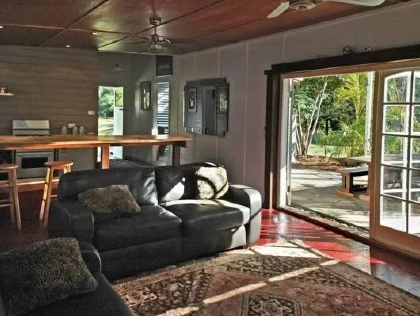 Mavis's Cabins @ Mt Warning