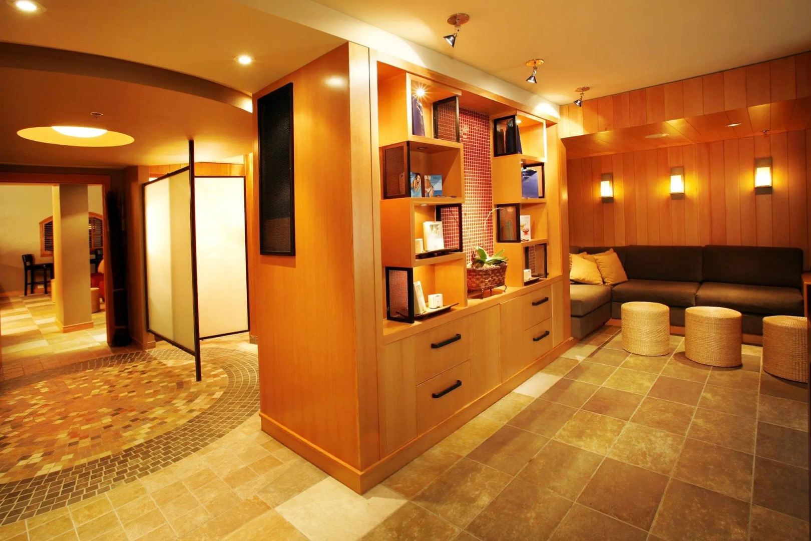 Banff Caribou Lodge and Spa