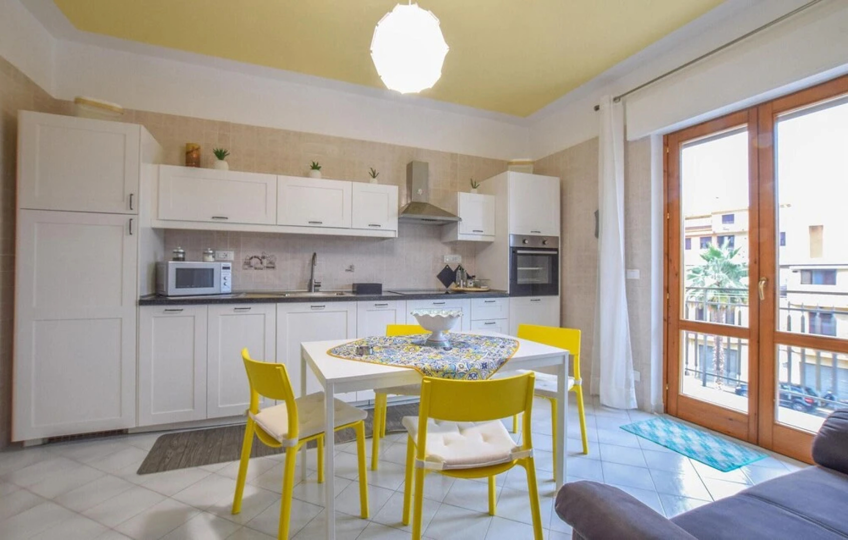 Awesome Apartment in Altavilla Milicia With 3 Bedrooms and Wifi