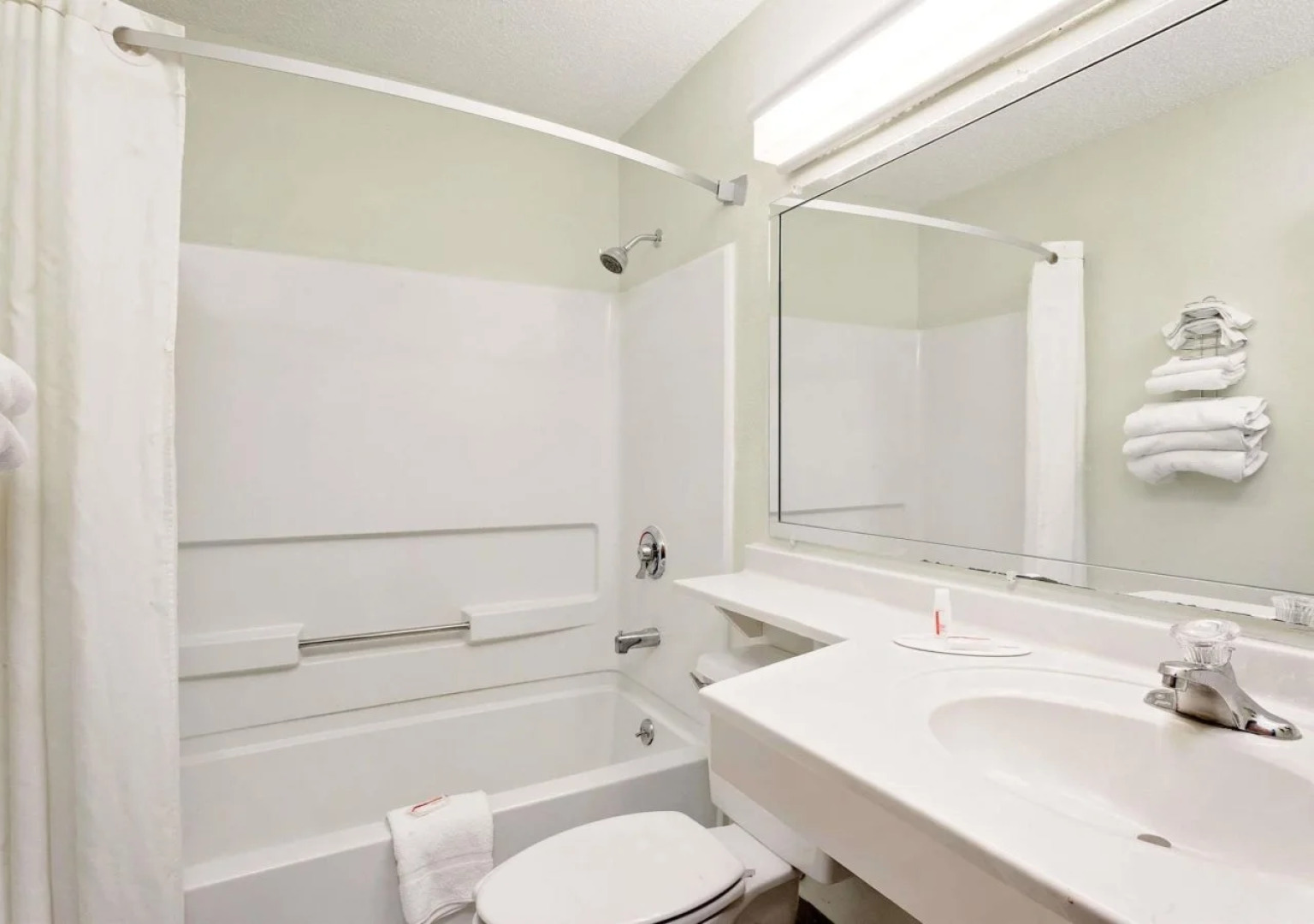 Super 8 By Wyndham Carlisle-South