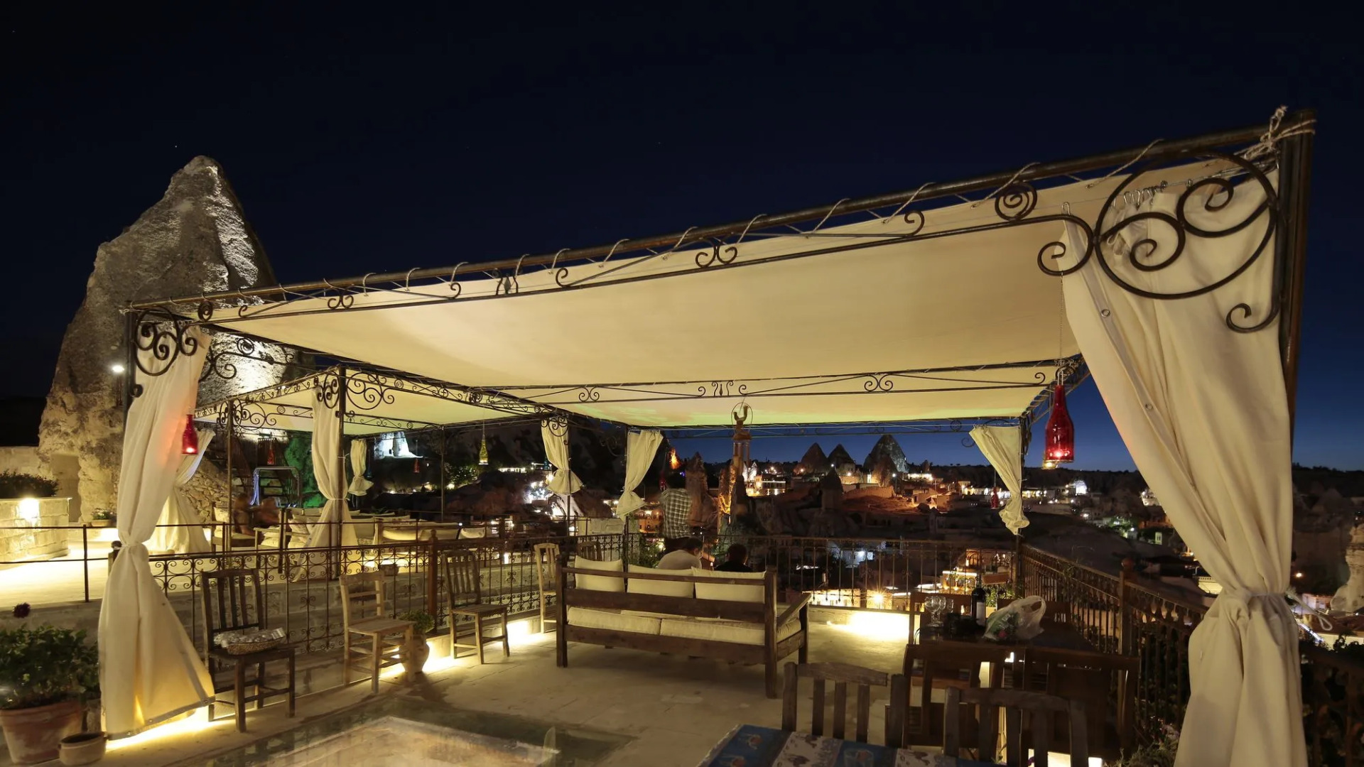 Panoramic Cave Hotel