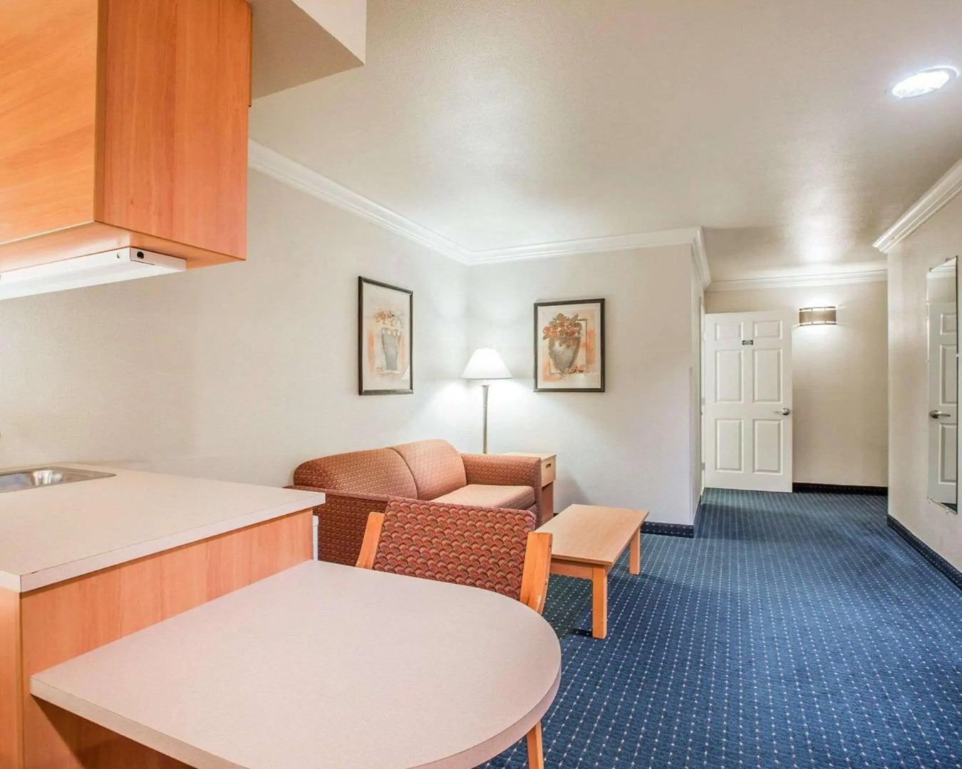 Comfort Inn & Suites Salinas City Center Area