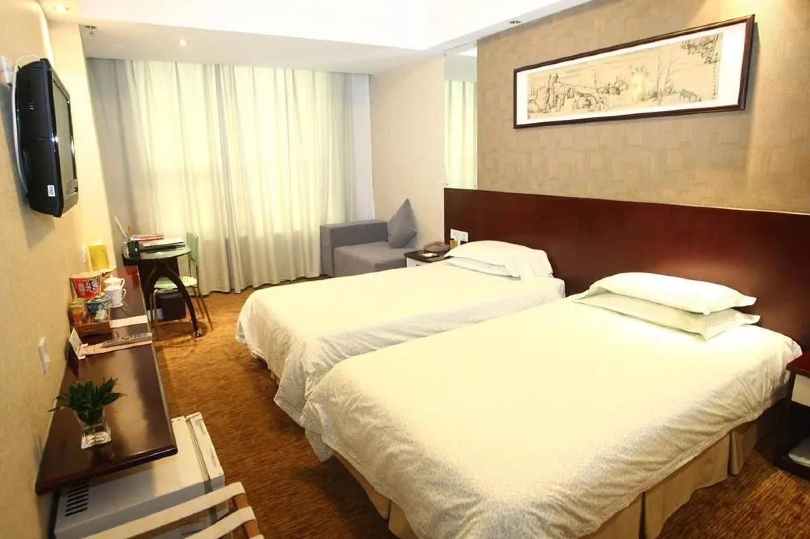 Thank Inn Shandong Jinan Lixia District Jingshi Road Qianfoshan Hospital