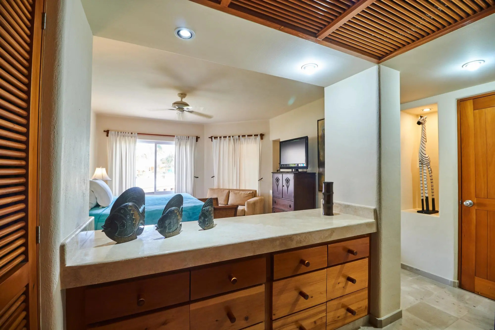 Caribbean Chic Apartment Beachfront Complex Marvelous Pool Gardens Private Terrace