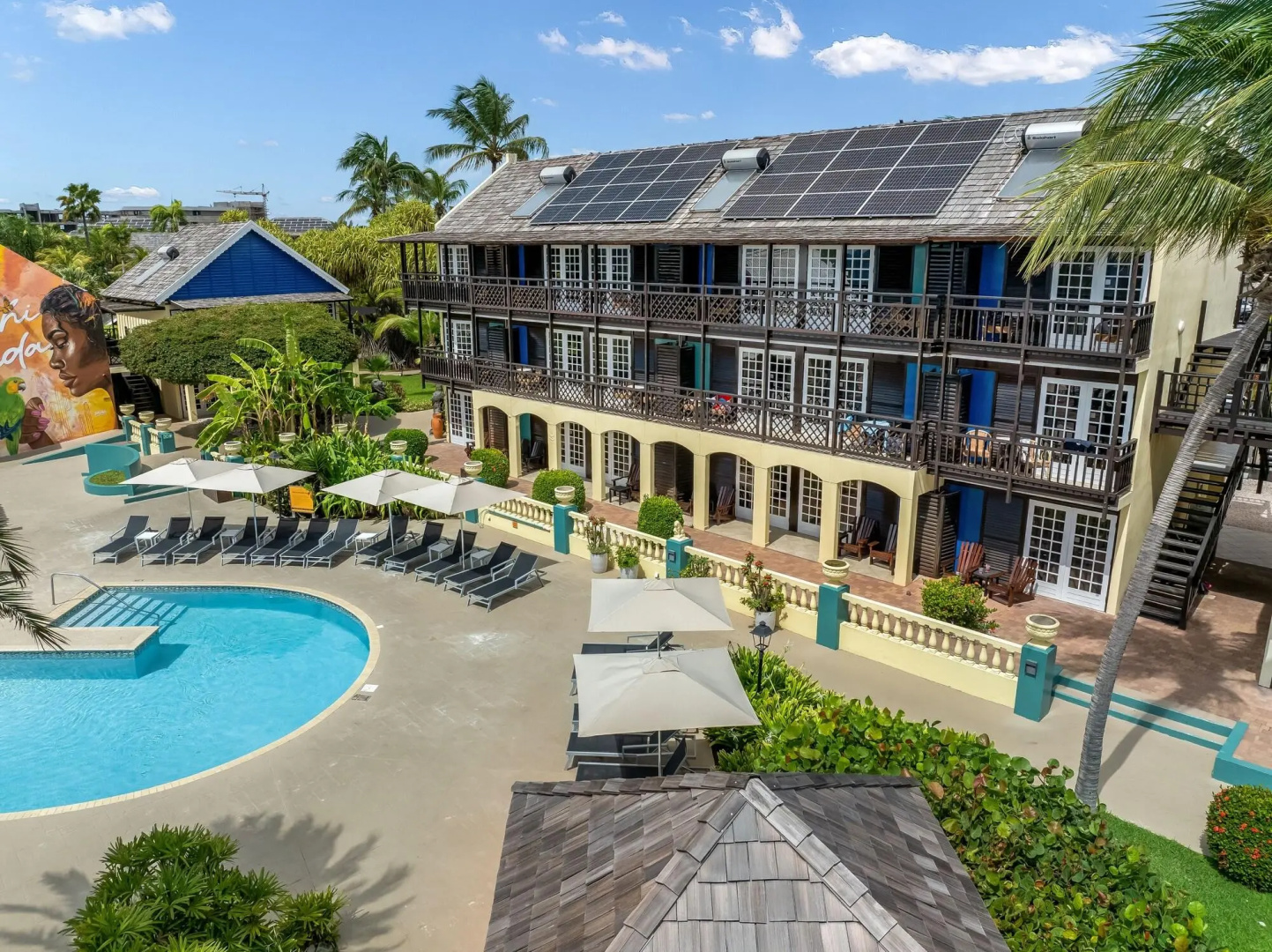LionsDive Beach Resort