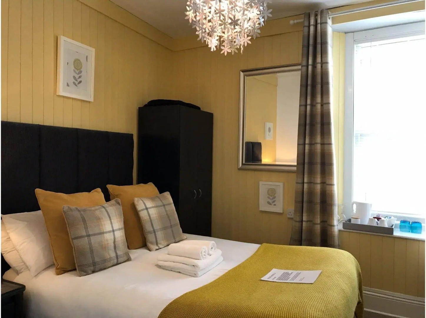 Sarnia Guest House
