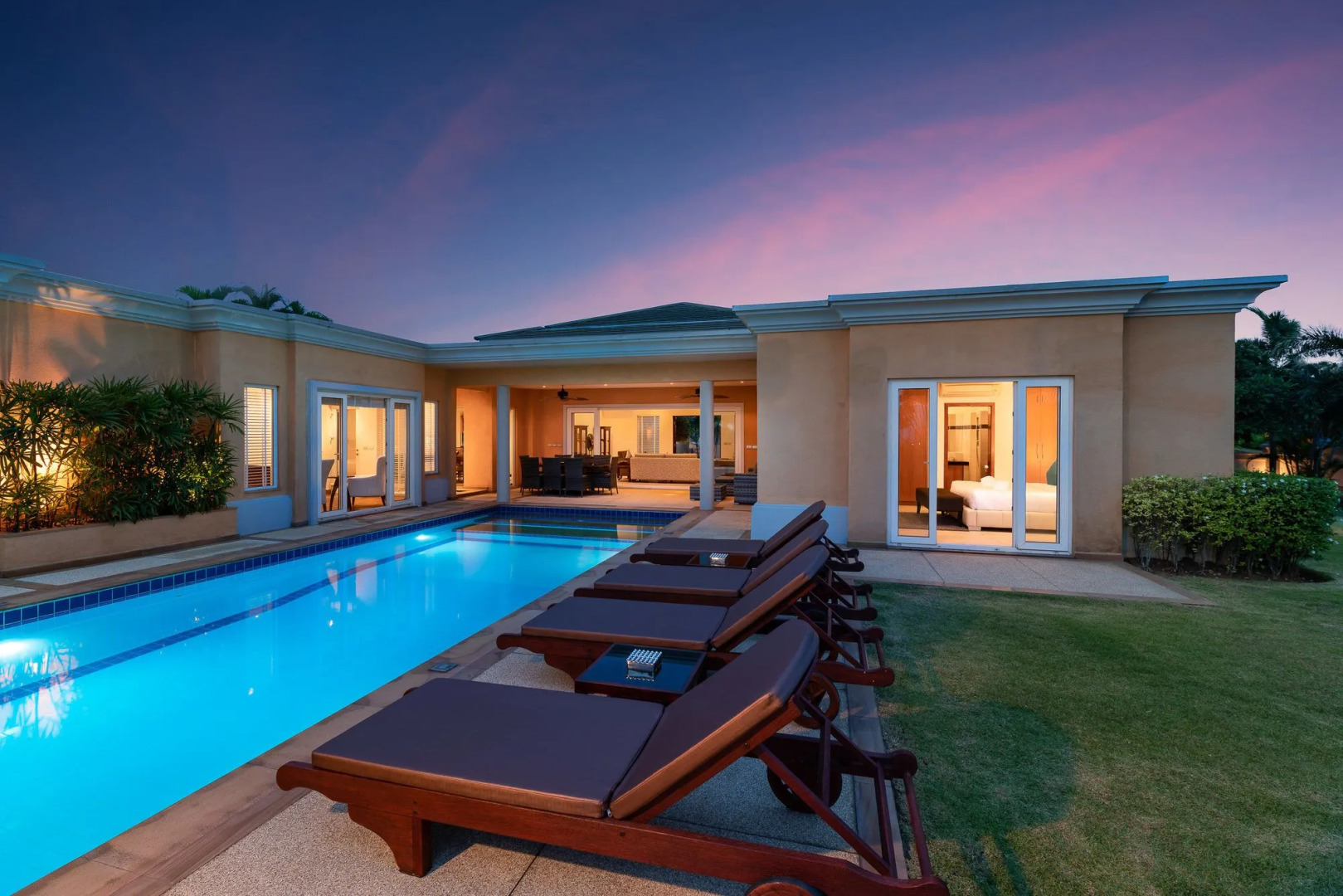Sunset View Luxury Pool Villa