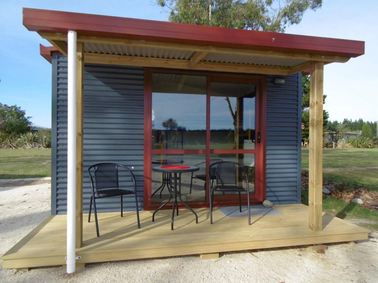 Glenavys Waitaki River Motor Camp - Caravan Park