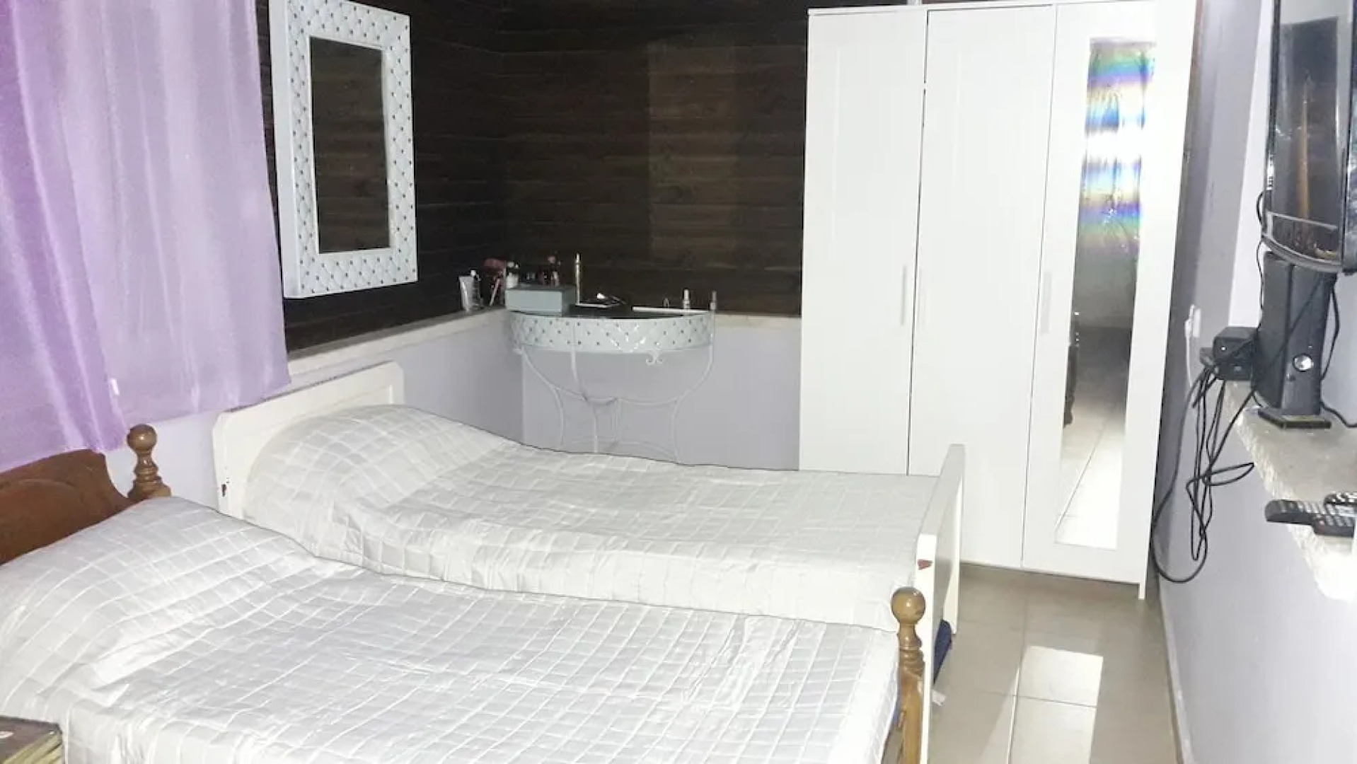 Villa in a natural grovea