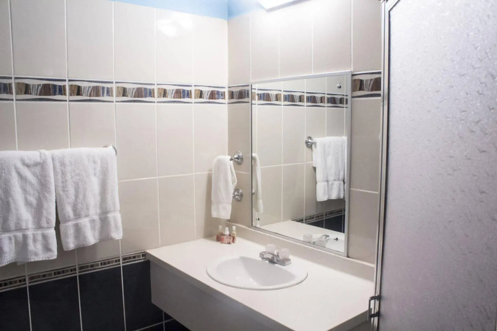 Oceans Salybia Nature Resort & Spa