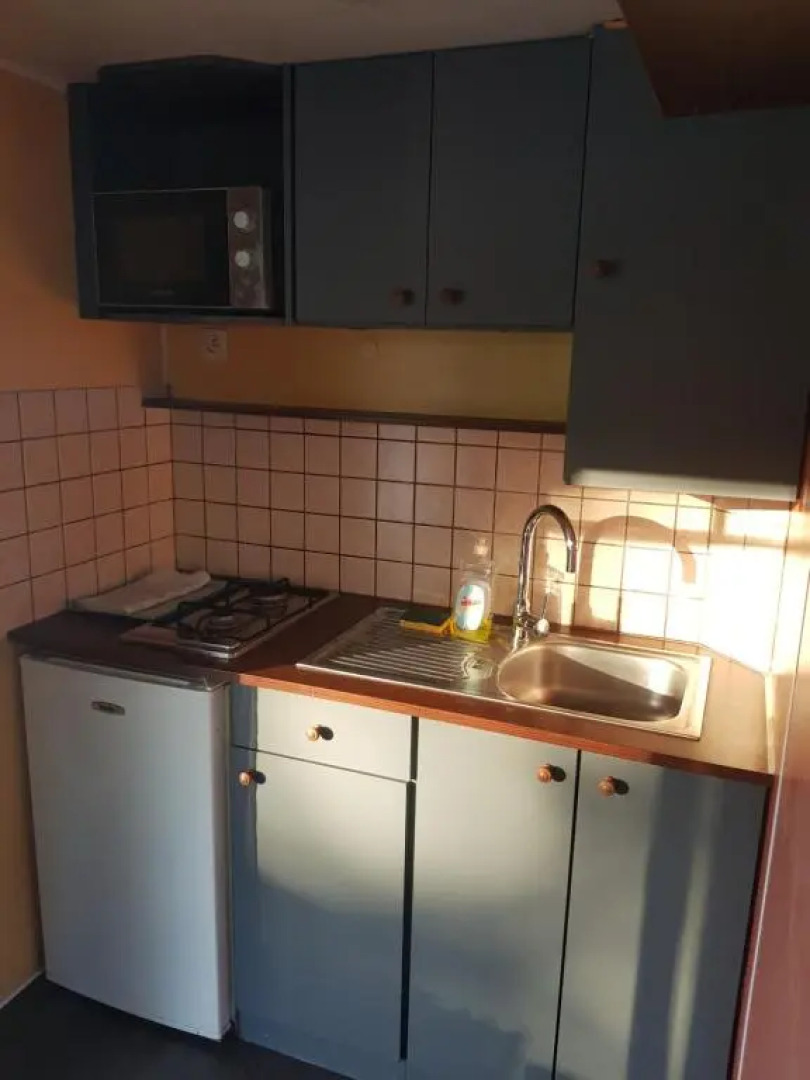 Mobil-home flottant SEURRE vue panoramique sur l'eau jacuzzi privé en option