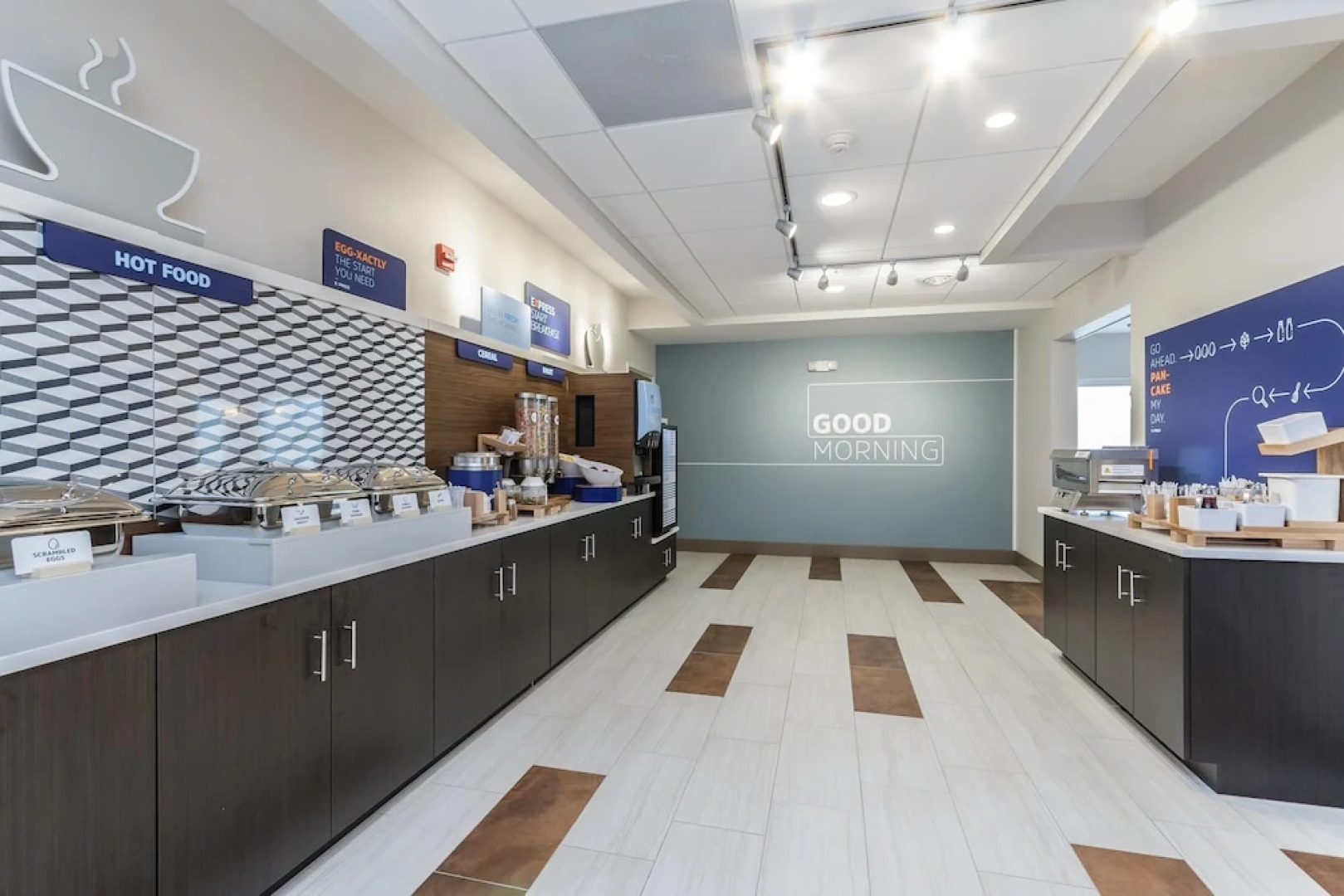 Holiday Inn Express & Suites South Bend South