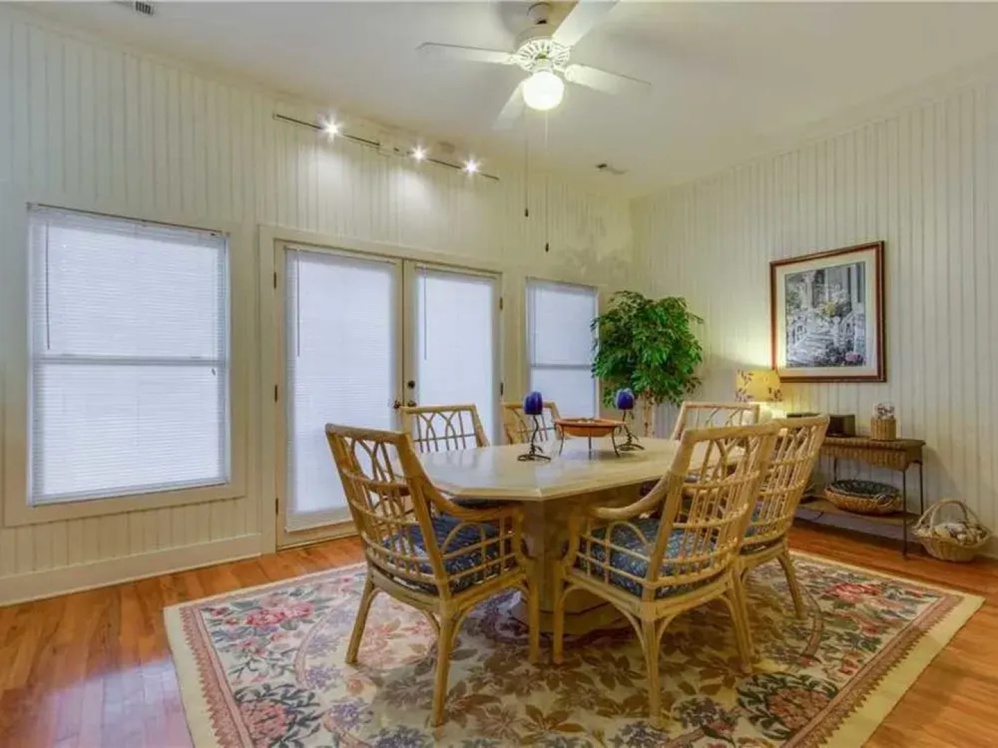 Grand Pavilion Seaside 83 by RedAwning