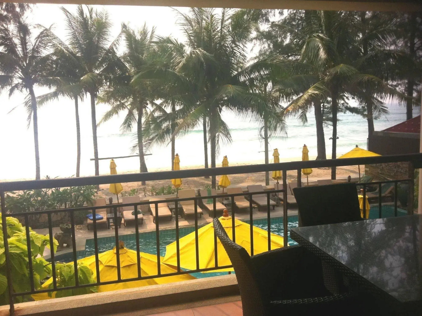 Kamala Beachfront Apartment