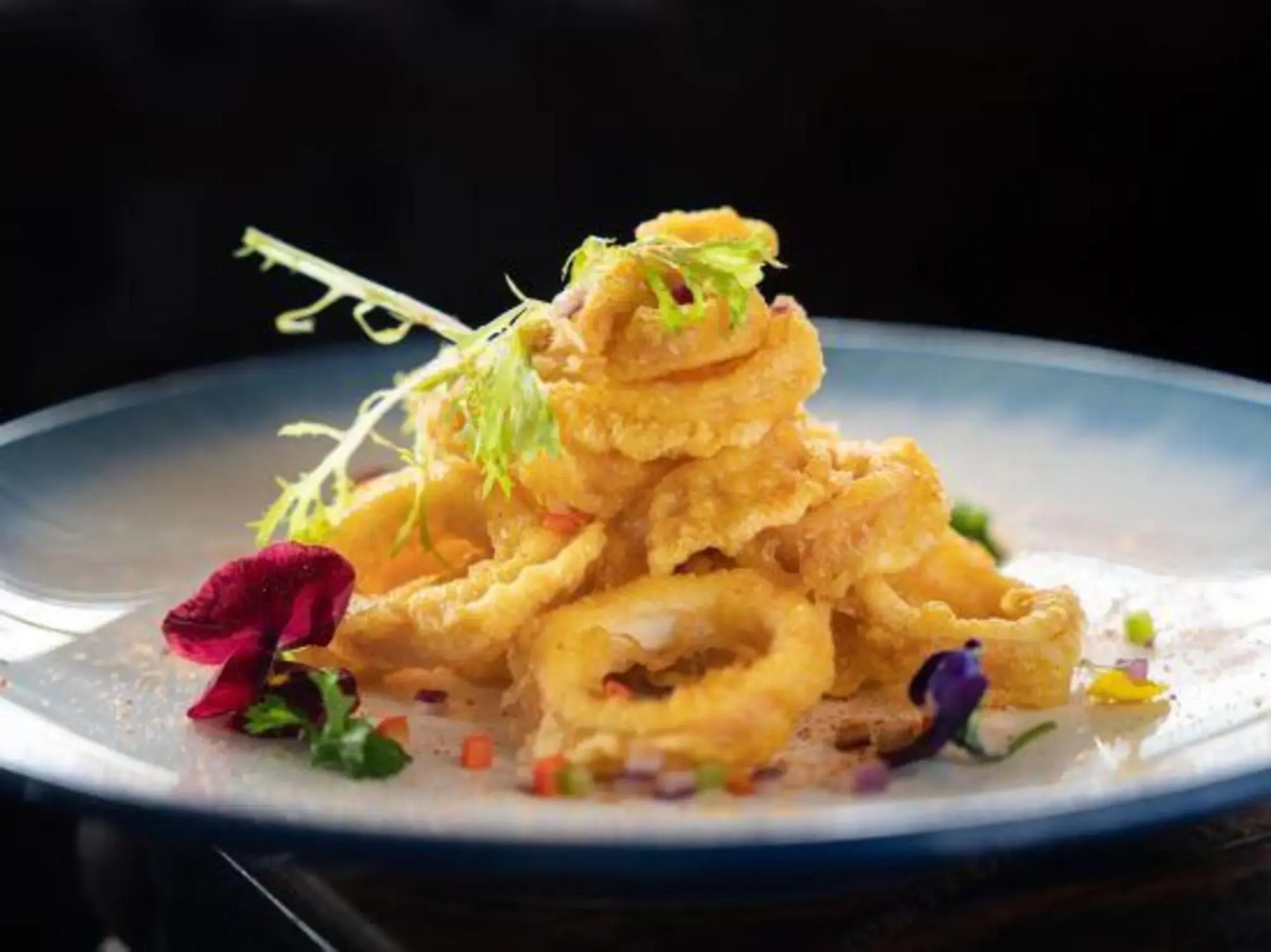 Qionghai Shengwei Hotel (Yinhai Road Branch)