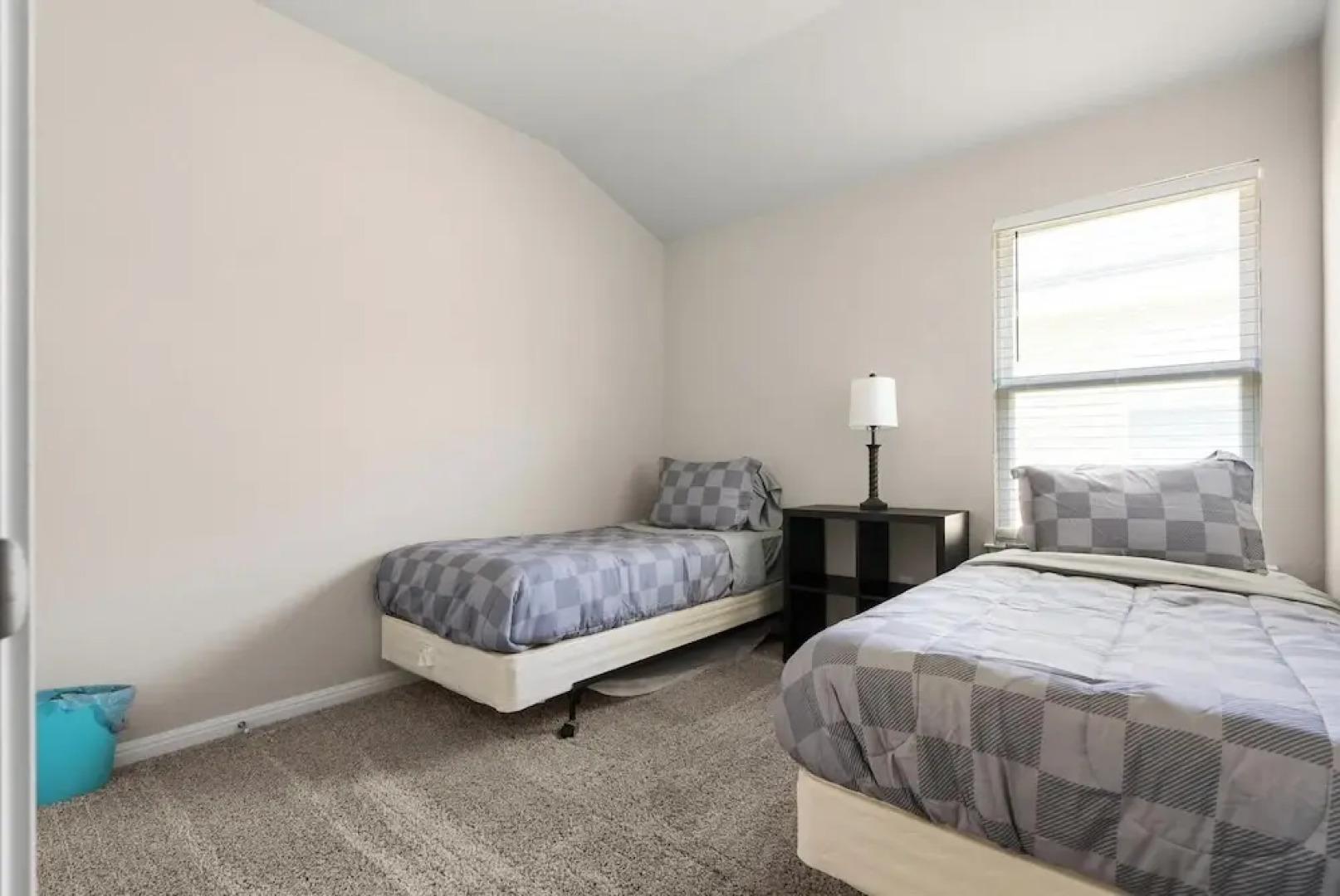 Charming 4BR Spacious Backyard in Hutto