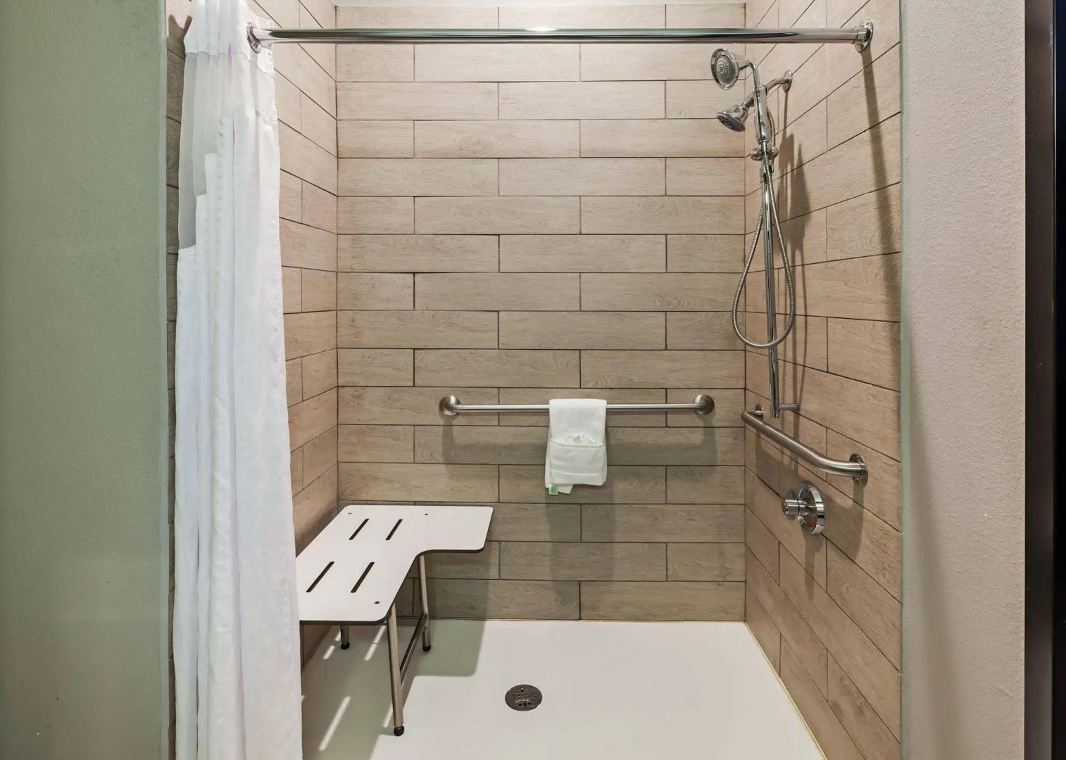 Holiday Inn Express & Suites Perryton by IHG