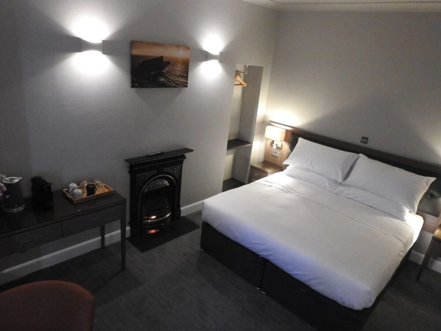 House Of Juniper - The Manse