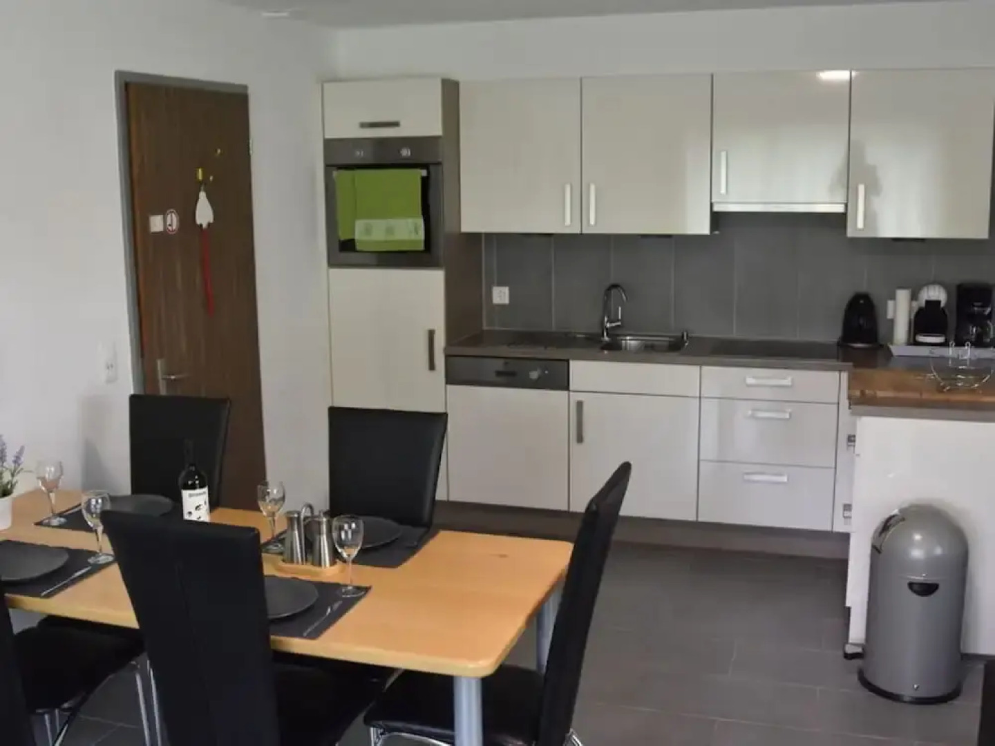 Apartment Chalet Beatrice Share