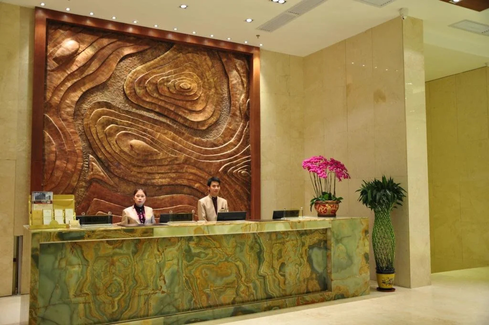 Lixin International Hotel