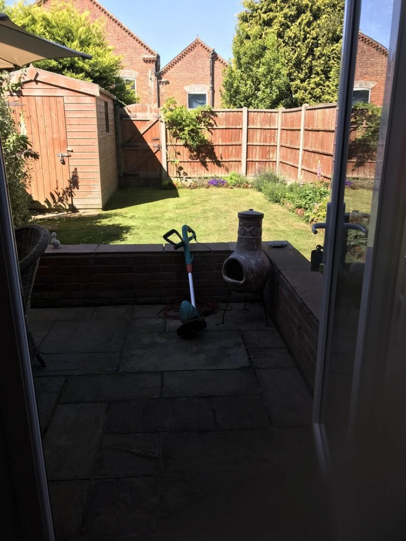 Hemsby Cottage With spa Bath and Private Garden