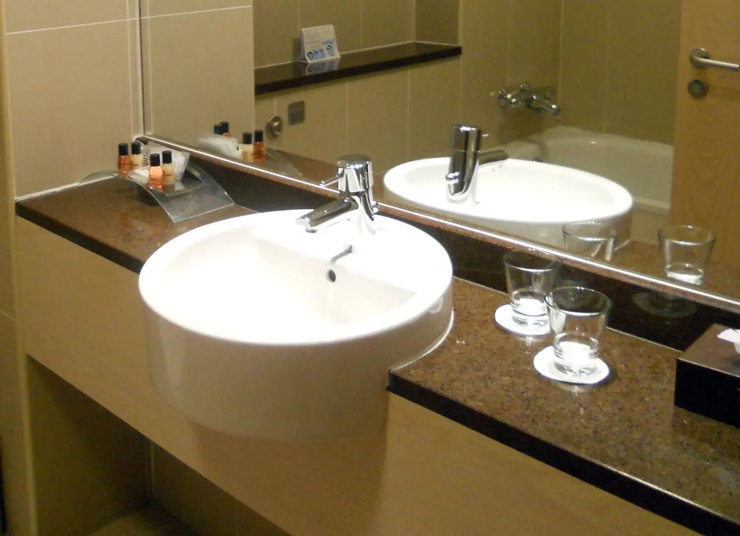 The George Limerick Hotel